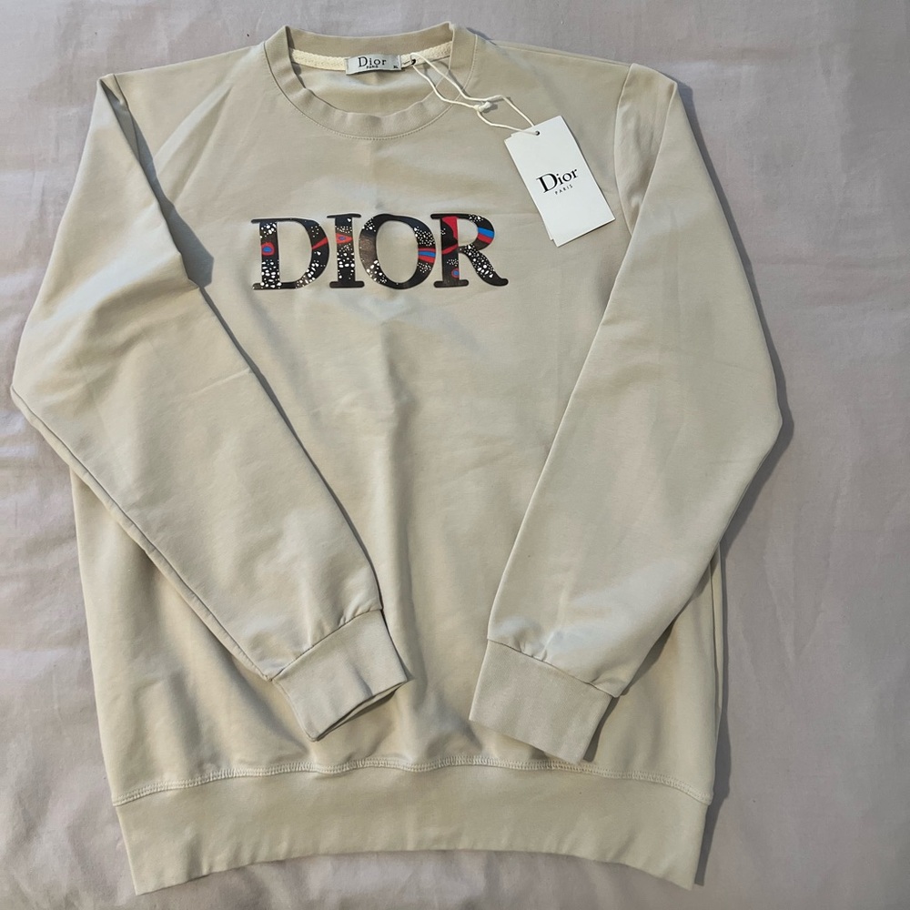 Christian Dior logo sweatshirt.